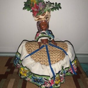 Vintage Nassau Bahamas “ Chiquita “ souvenir doll